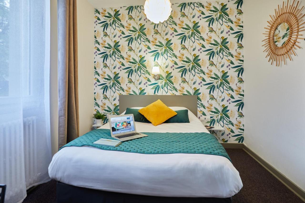 Hotel De La Pommeraie เลอม็องส์ ภายนอก รูปภาพ