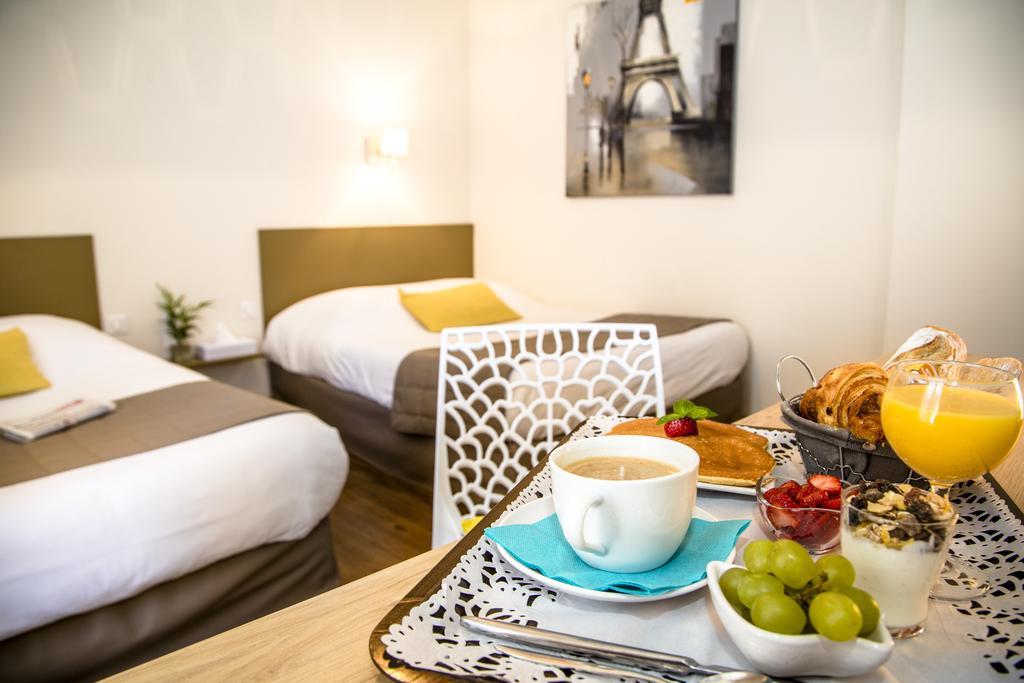 Hotel De La Pommeraie เลอม็องส์ ภายนอก รูปภาพ